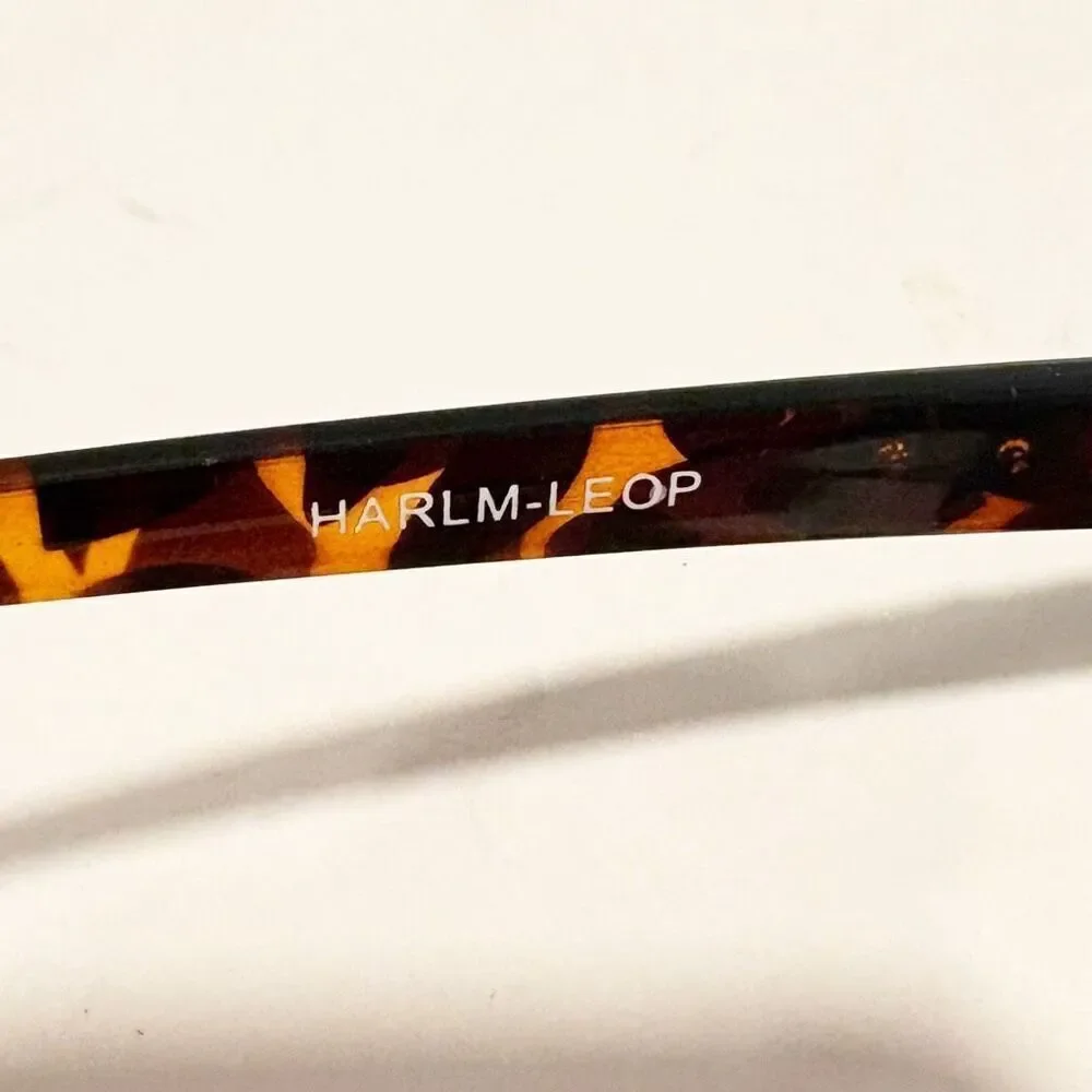 QUAY Australia HARLEM Round Cat Eye Sunglasses Brown tortoise